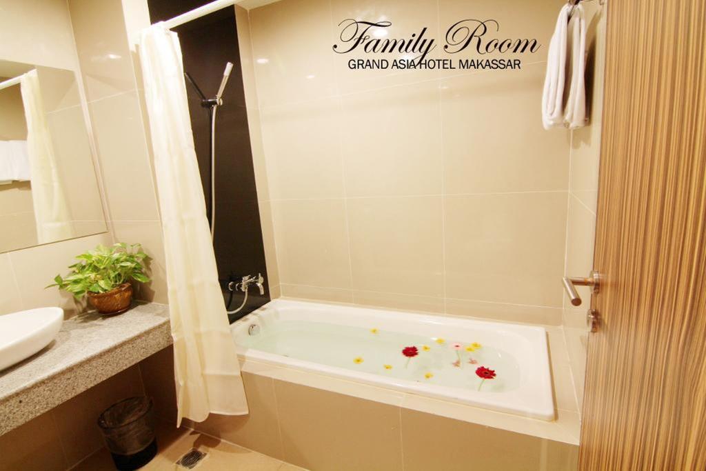 แกรนด์ เอเชีย โฮเต็ล มากาซาร์ Hotel ภายนอก รูปภาพ